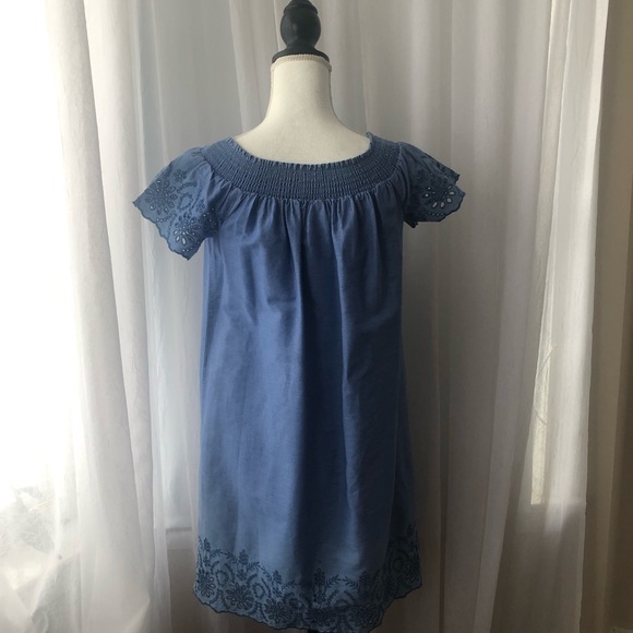 Old Navy Dresses & Skirts - Old Navy off the shoulder summer dress